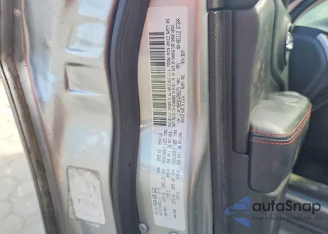 2015 Jeep Cherokee Trailhawk из США, поврежденный, VIN 1C4PJMBS3FW786271